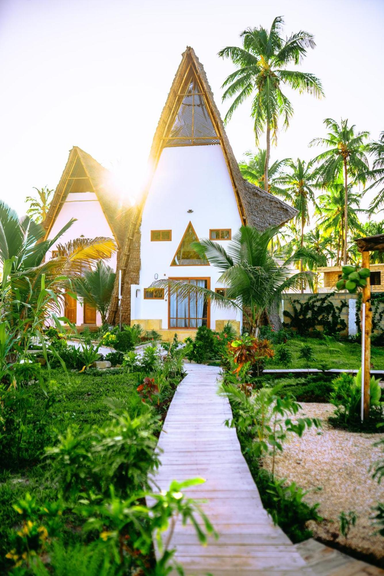 La Perla Beach Resort, Zanzibar - Your Beachfront Private Haven Làng Làng Pwani Mchangani Ngoại thất bức ảnh