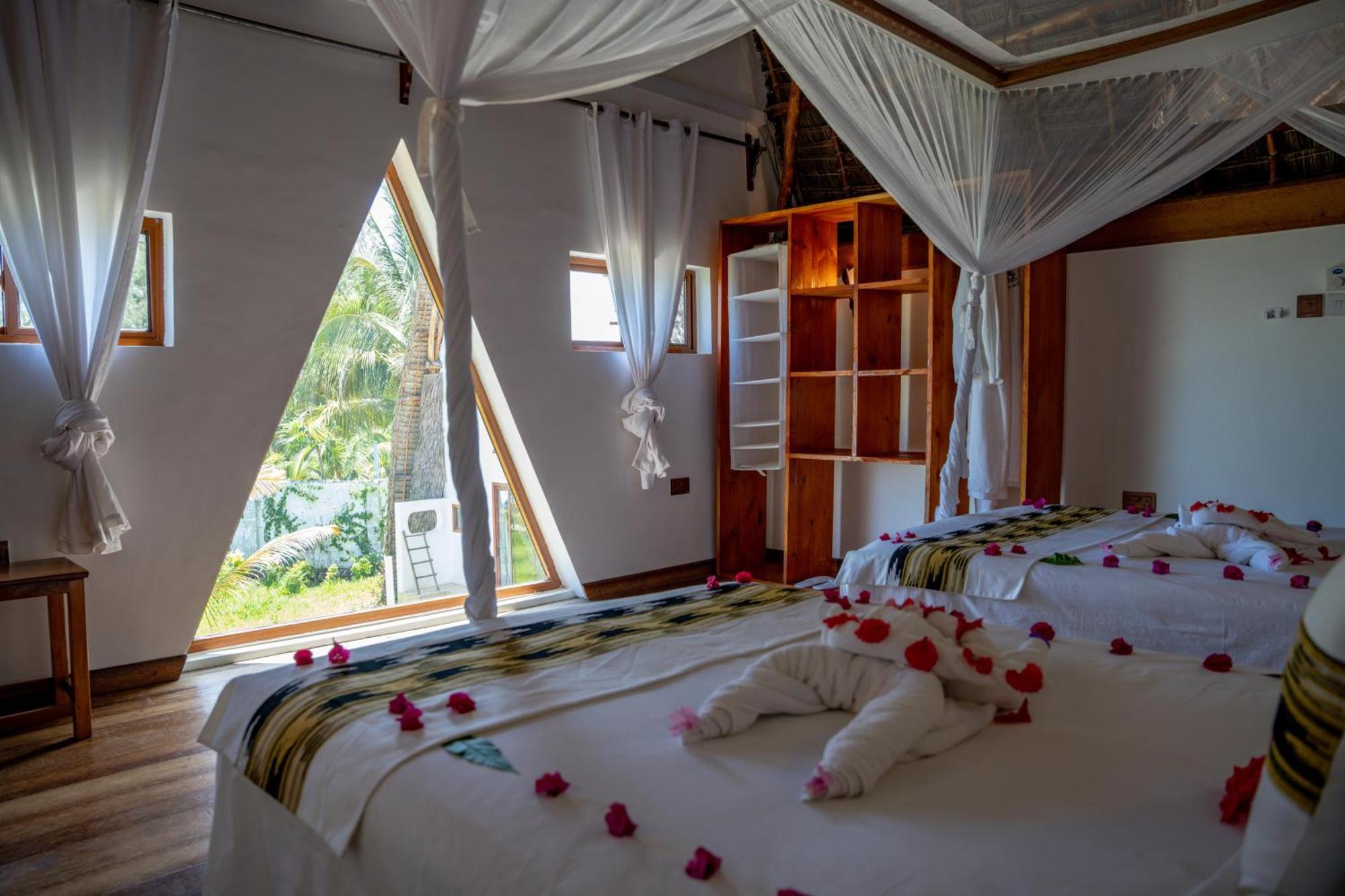La Perla Beach Resort, Zanzibar - Your Beachfront Private Haven Làng Làng Pwani Mchangani Ngoại thất bức ảnh